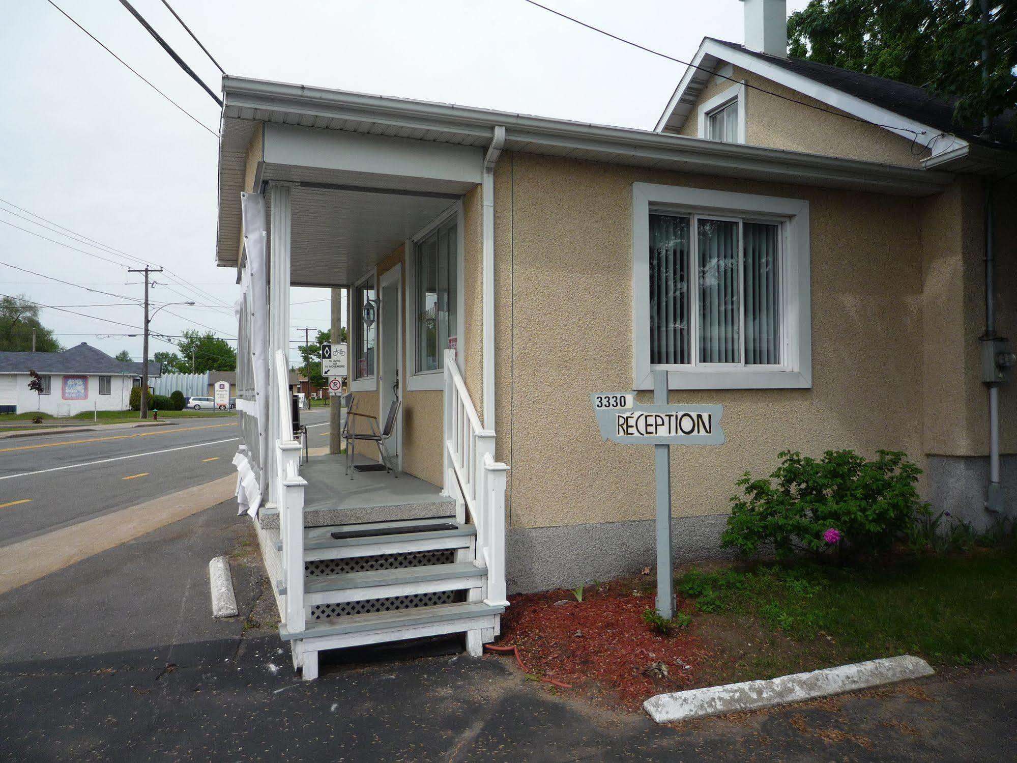 Hotel Tracy - St Lawrence River Sorel-Tracy Exterior photo